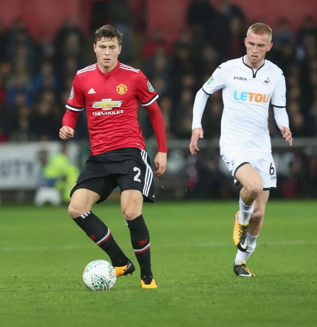 他们必须在 他们必须在