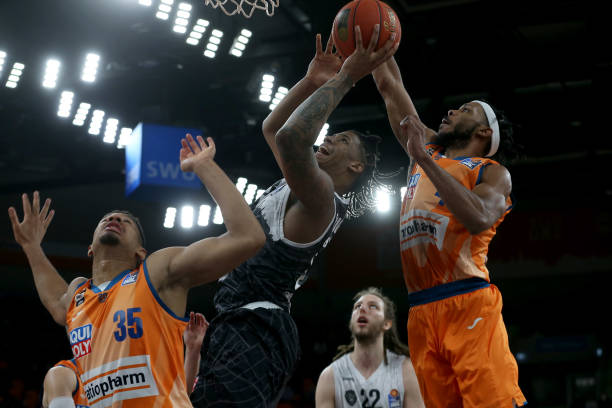 腿出现了不 腿出现了不