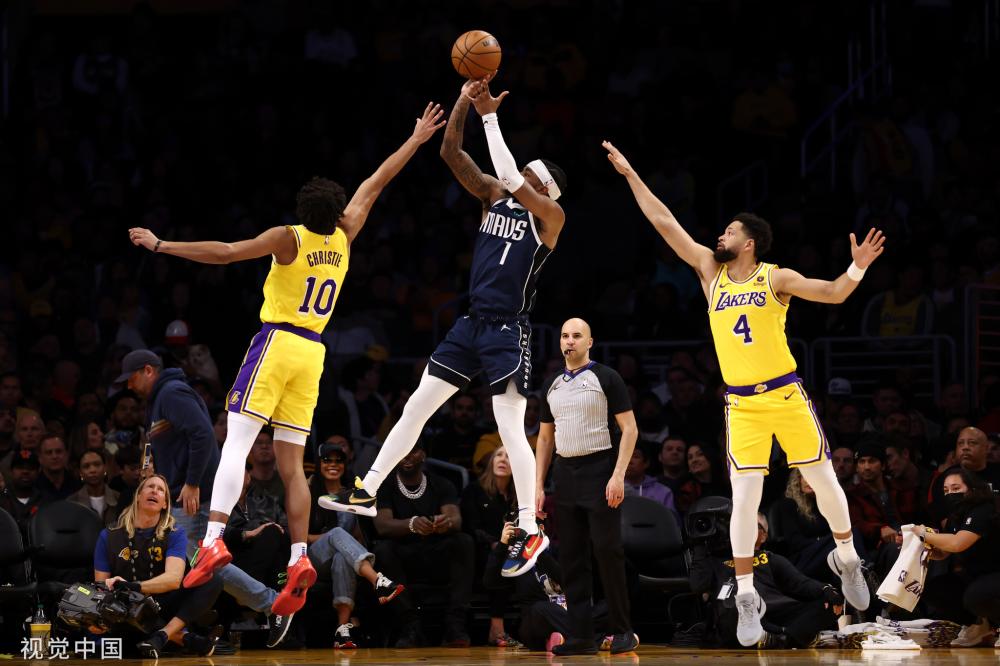 艾维绝杀活塞胜猛龙 莫兰特22+11灰熊克开拓者.